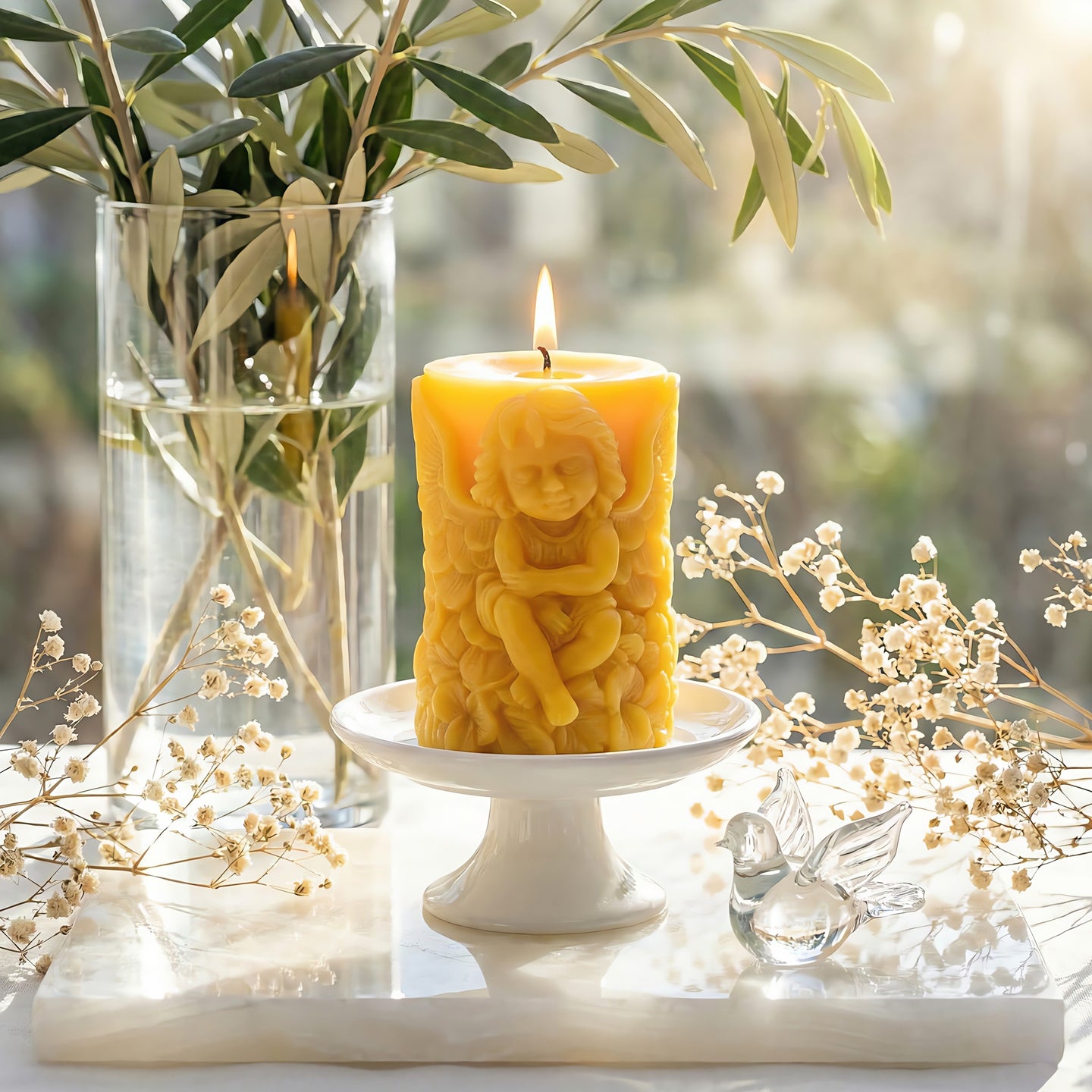 Svíčka ze včelího vosku Strážný anděl Akord 1