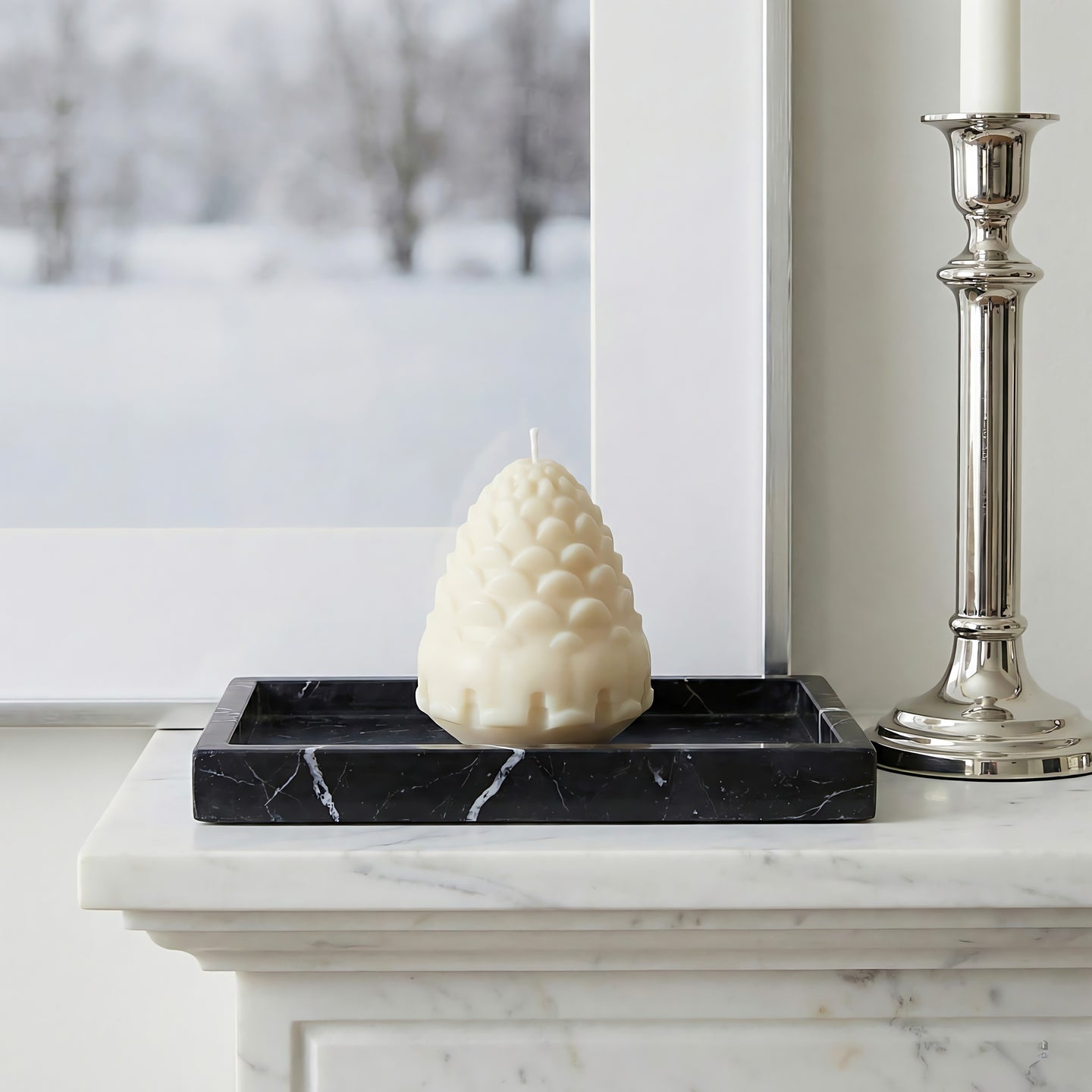 Pine Cone Beeswax Candle Accord 2