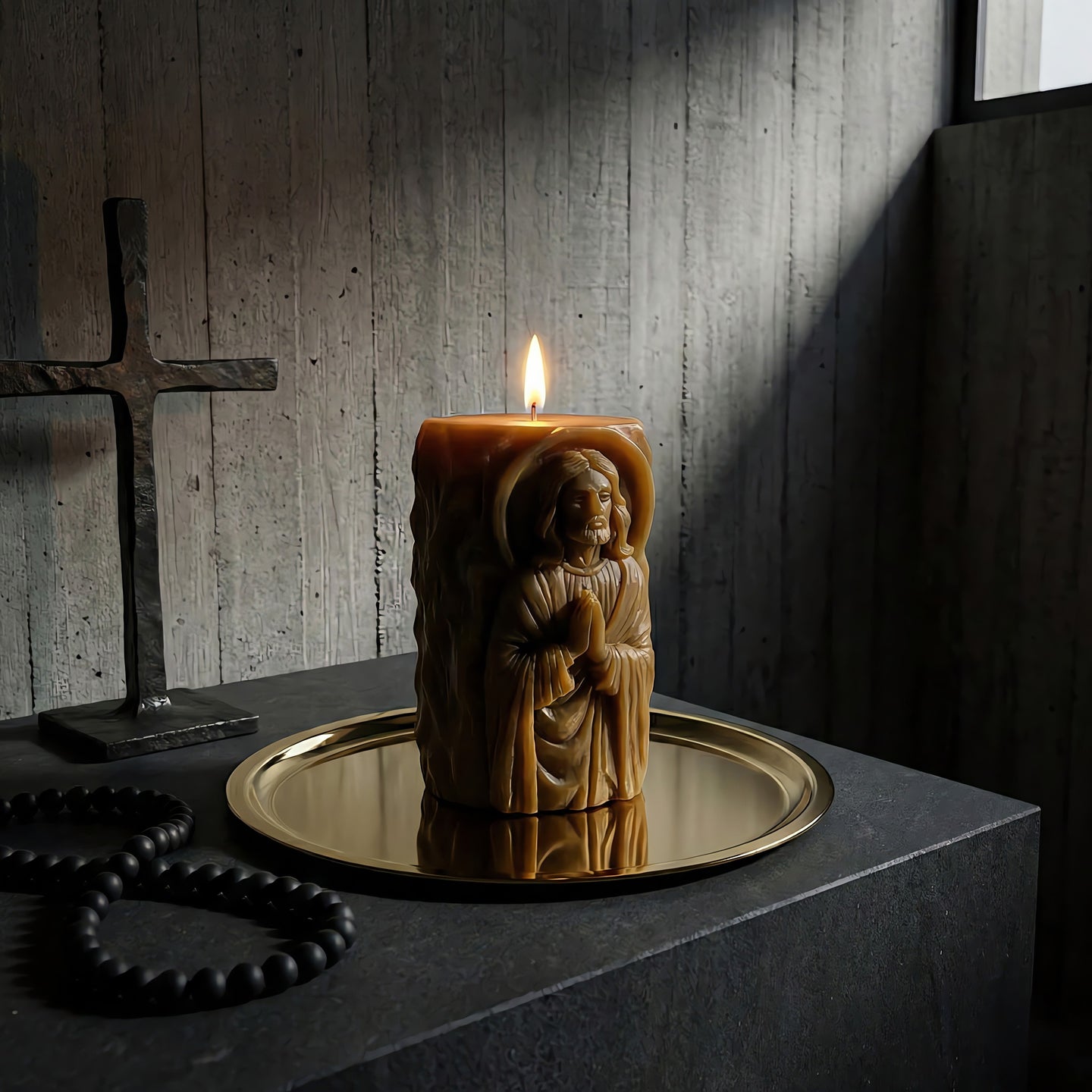 Svíčka ze včelího vosku Modlící se Ježíš Akord 1