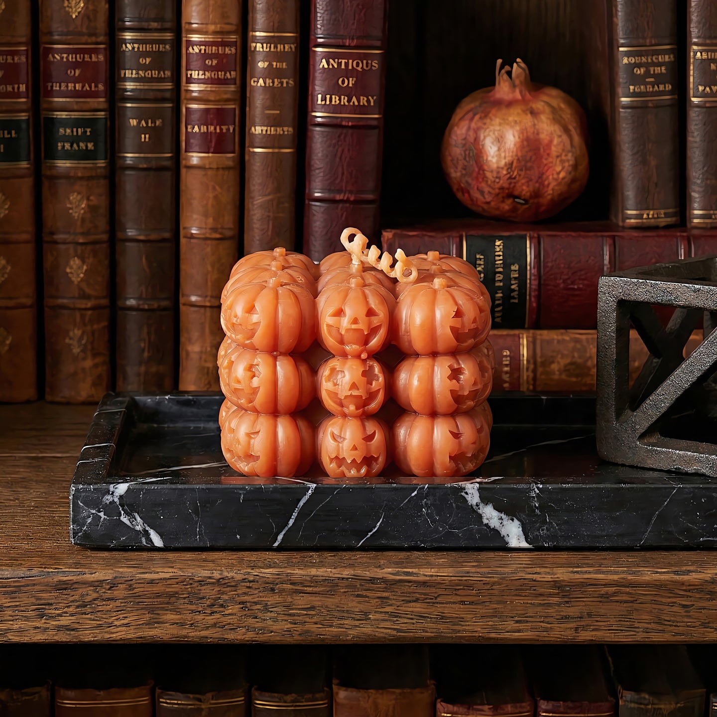 Pumpkins Cube Beeswax Candle Accord 2