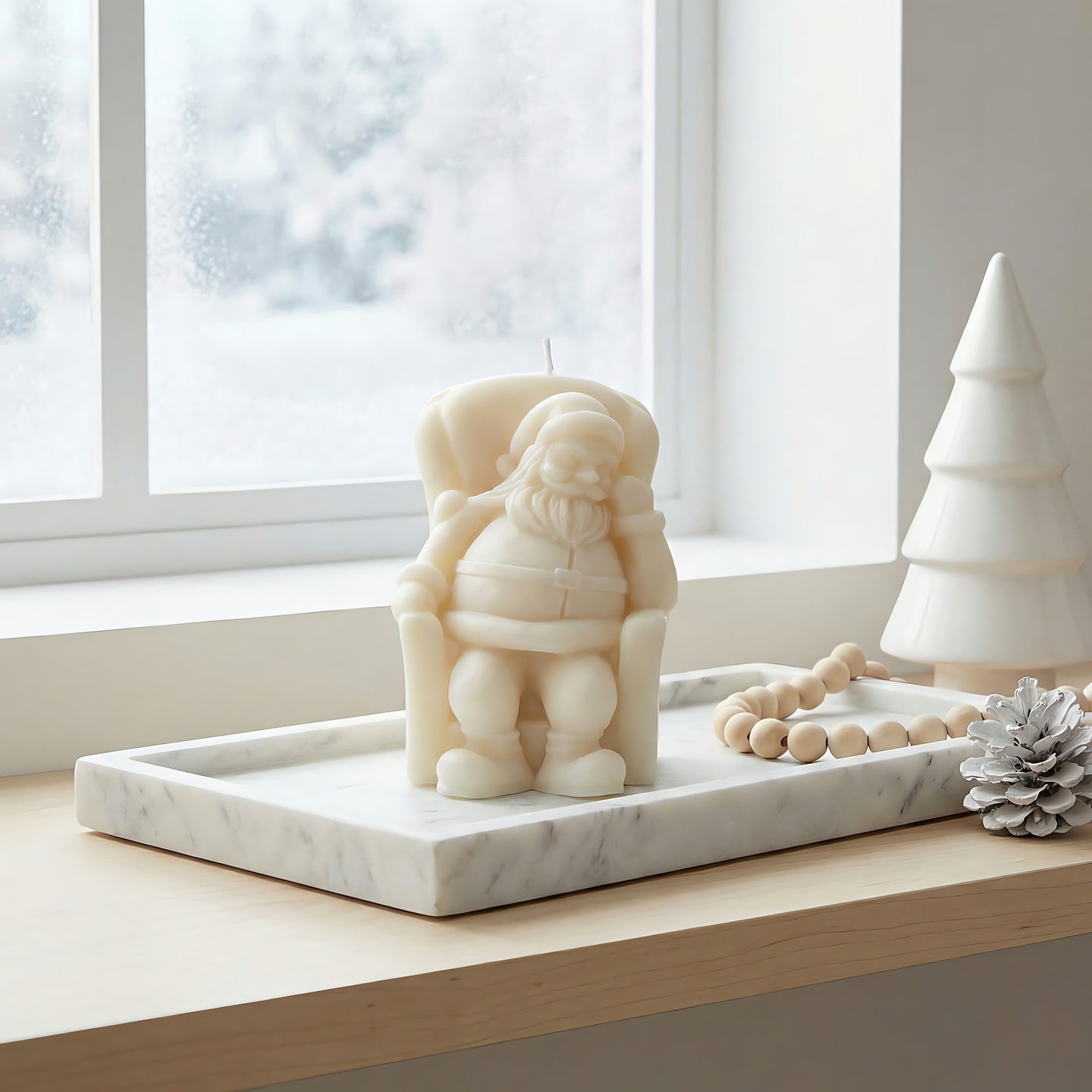 Santa Claus Beeswax Candle Accord 2