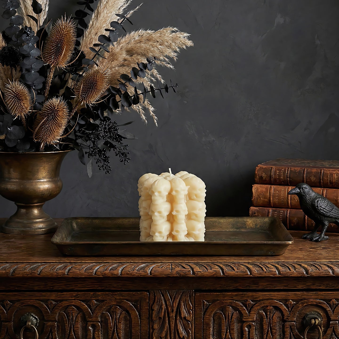 Skullbox Beeswax Candle Accord 2