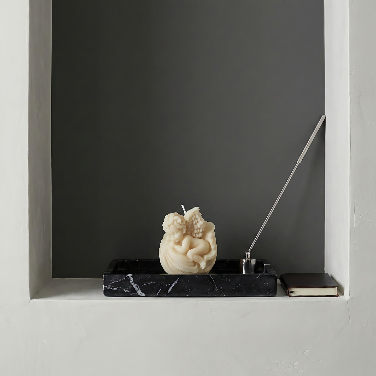 Sleeping Angel Beeswax Candle Accord 2