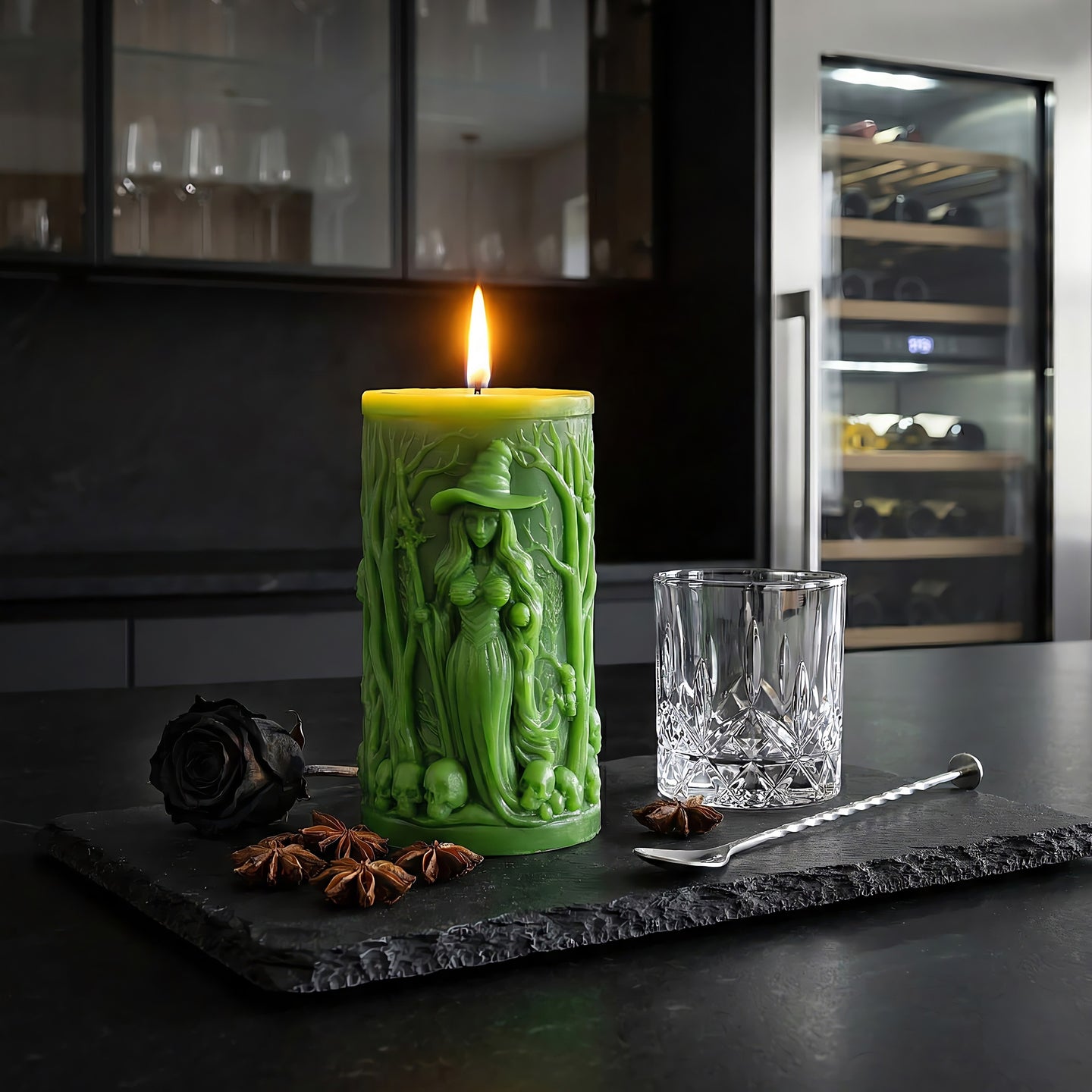 Witches Beeswax Candle Accord 3